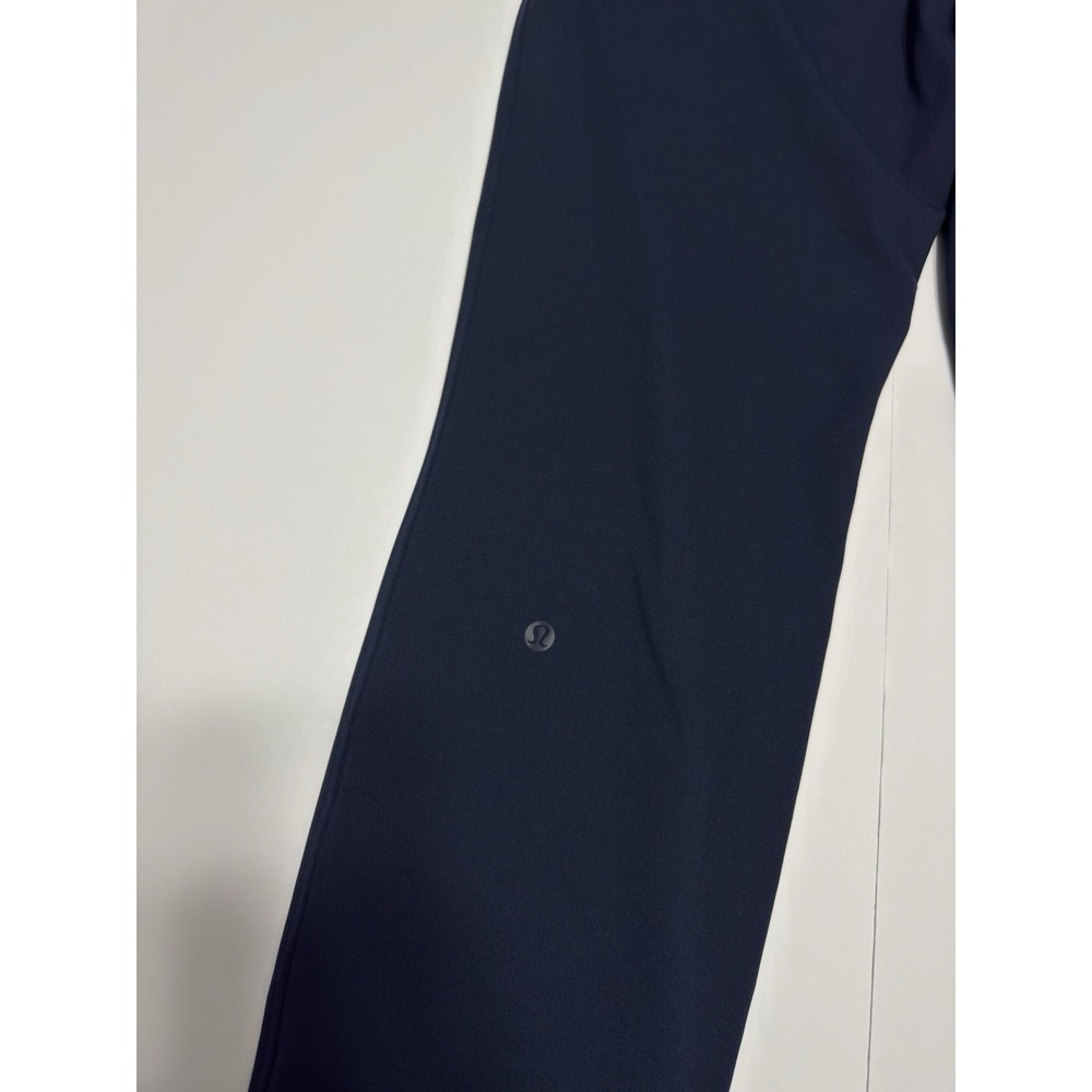 Lululemon Women's On the Fly Pant Size 6 Navy Athleisure Travel Loungewear Gym - Picture 12 of 12